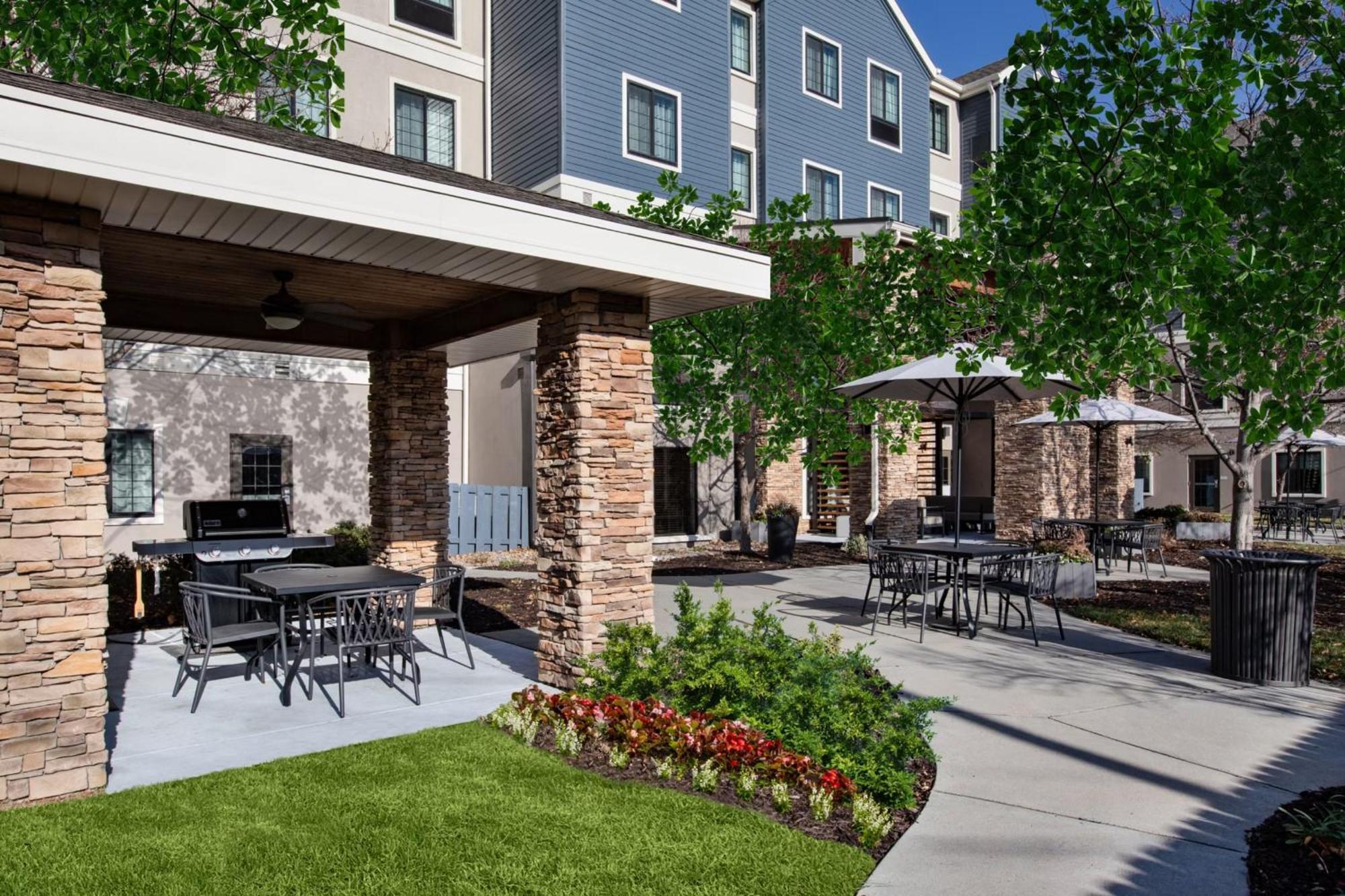 Staybridge Suites Omaha 80Th And Dodge By Ihg Exterior foto
