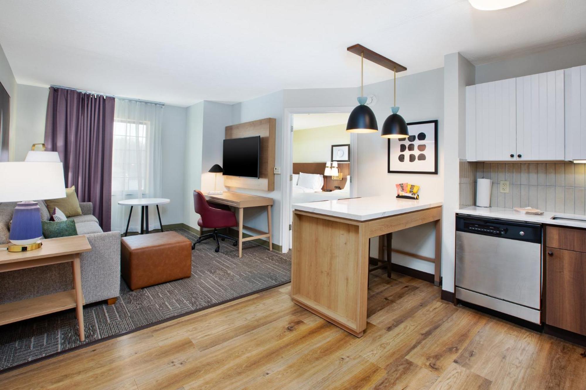 Staybridge Suites Omaha 80Th And Dodge By Ihg Exterior foto
