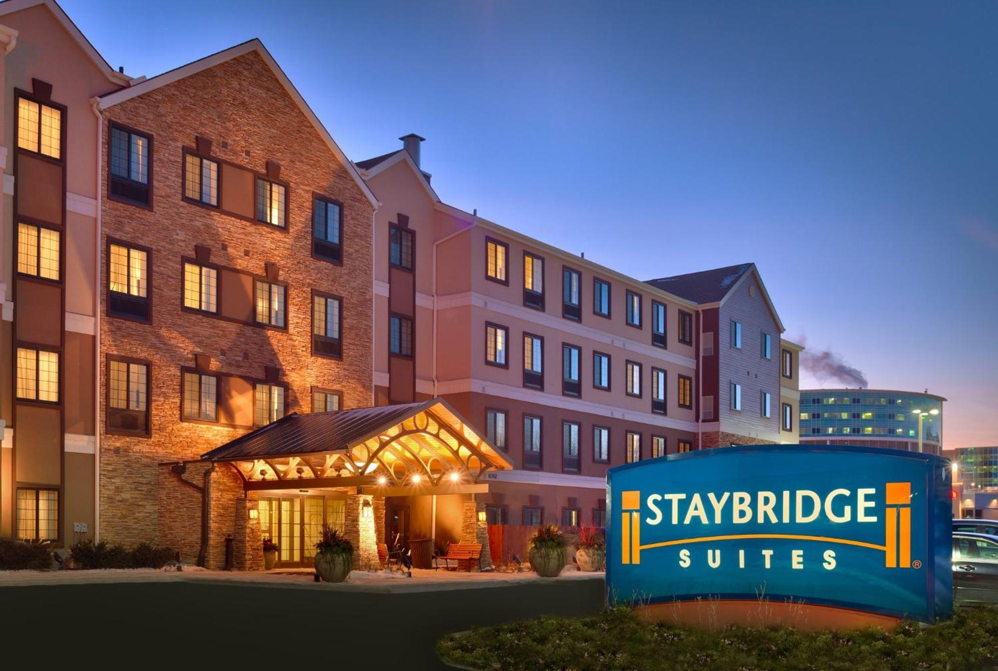 Staybridge Suites Omaha 80Th And Dodge By Ihg Exterior foto
