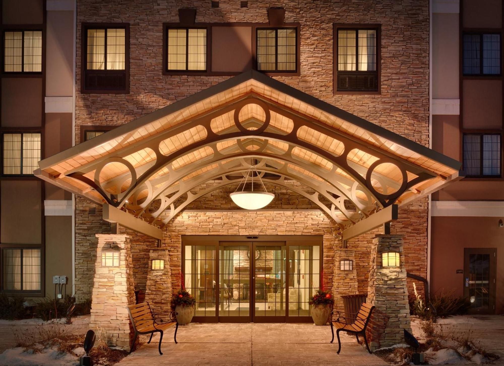 Staybridge Suites Omaha 80Th And Dodge By Ihg Exterior foto