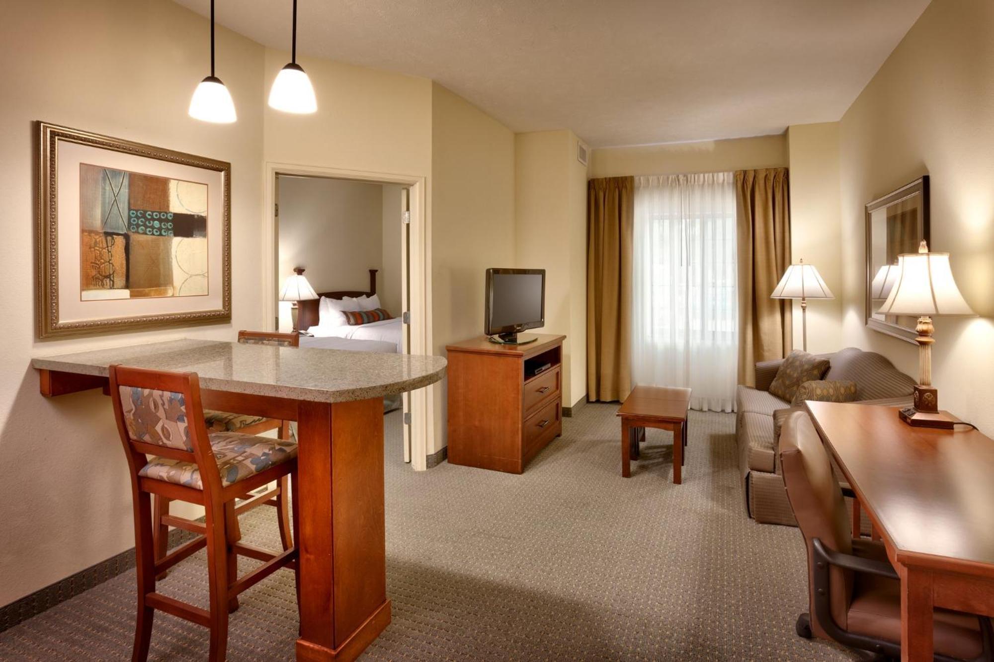 Staybridge Suites Omaha 80Th And Dodge By Ihg Exterior foto